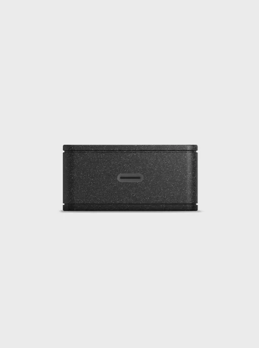 Buy Original UNIQ Versa Slim Kit USB-C wall Charger in Pakistan