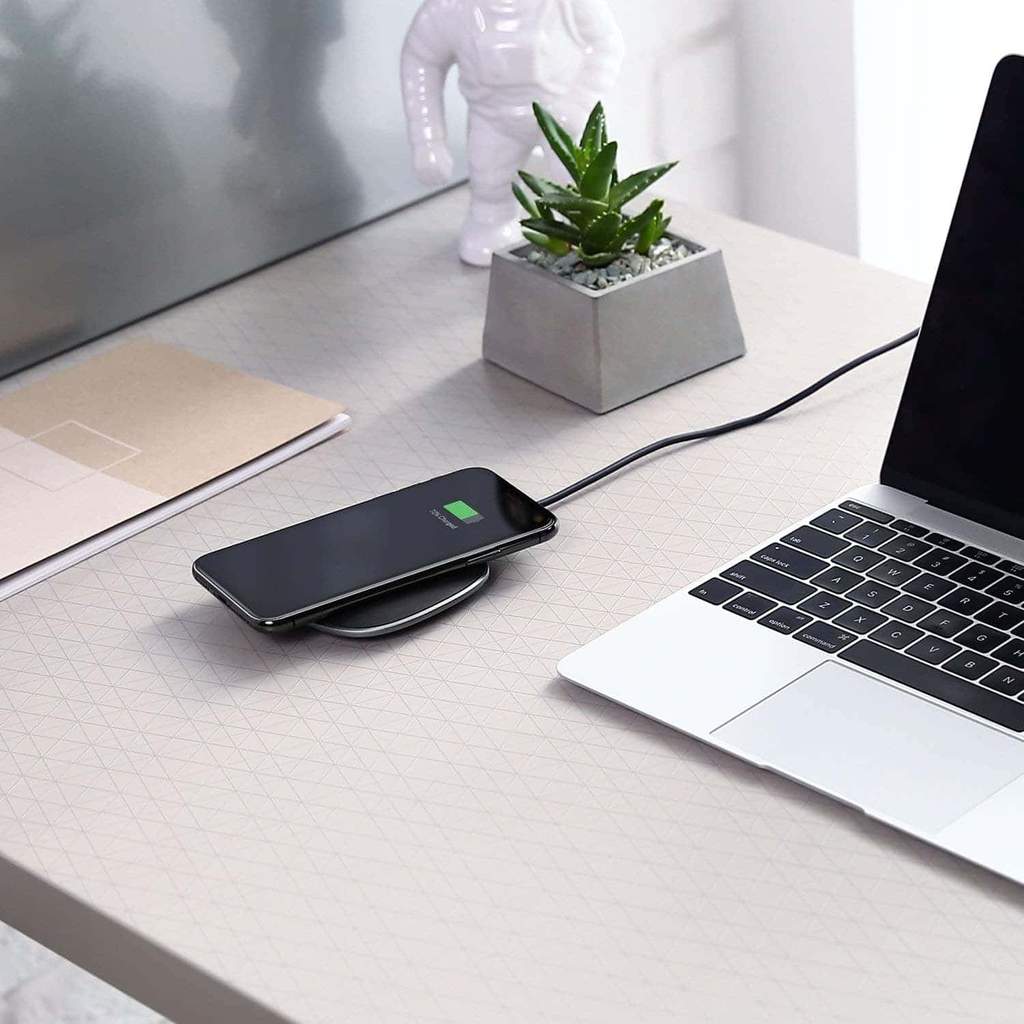 Aukey graphite wireless charger