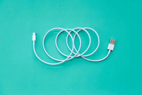 Best iPhone Lightning Cables in Pakistan