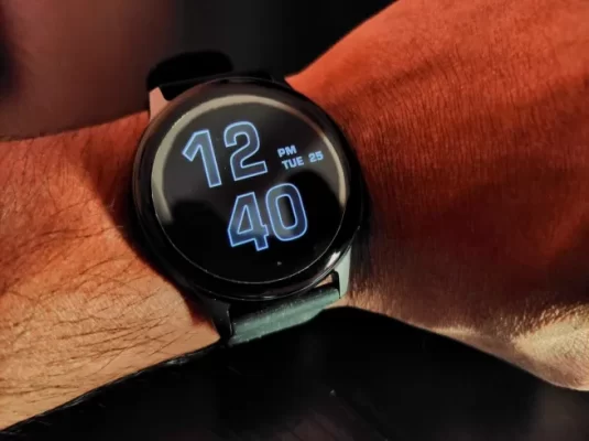 Best Amoled Cheap Smart Watch in Pakistan - Dizo R