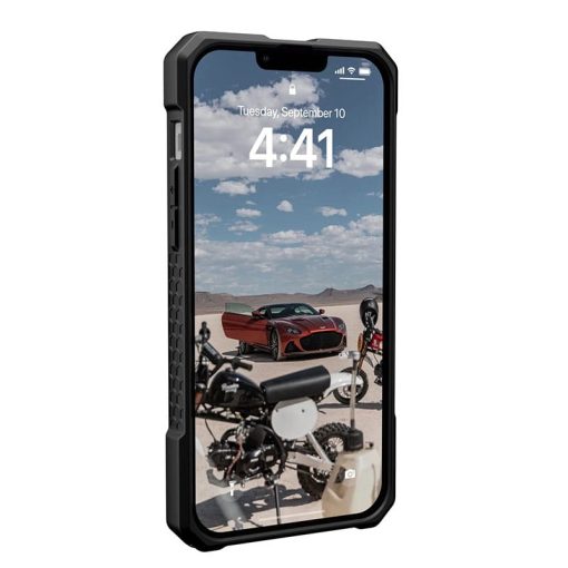 Buy iPhone 14 Plus Carbon Fiber Case in Pakistan