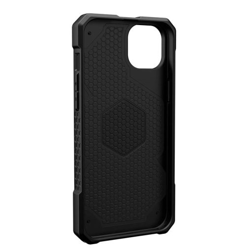 Buy iPhone 14 Plus Carbon Fiber Case in Pakistan